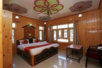 Super Oyo Hotel El Classics Srīnagar Екстериор снимка